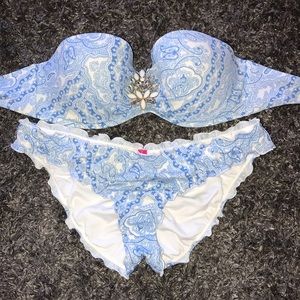 VS bikini